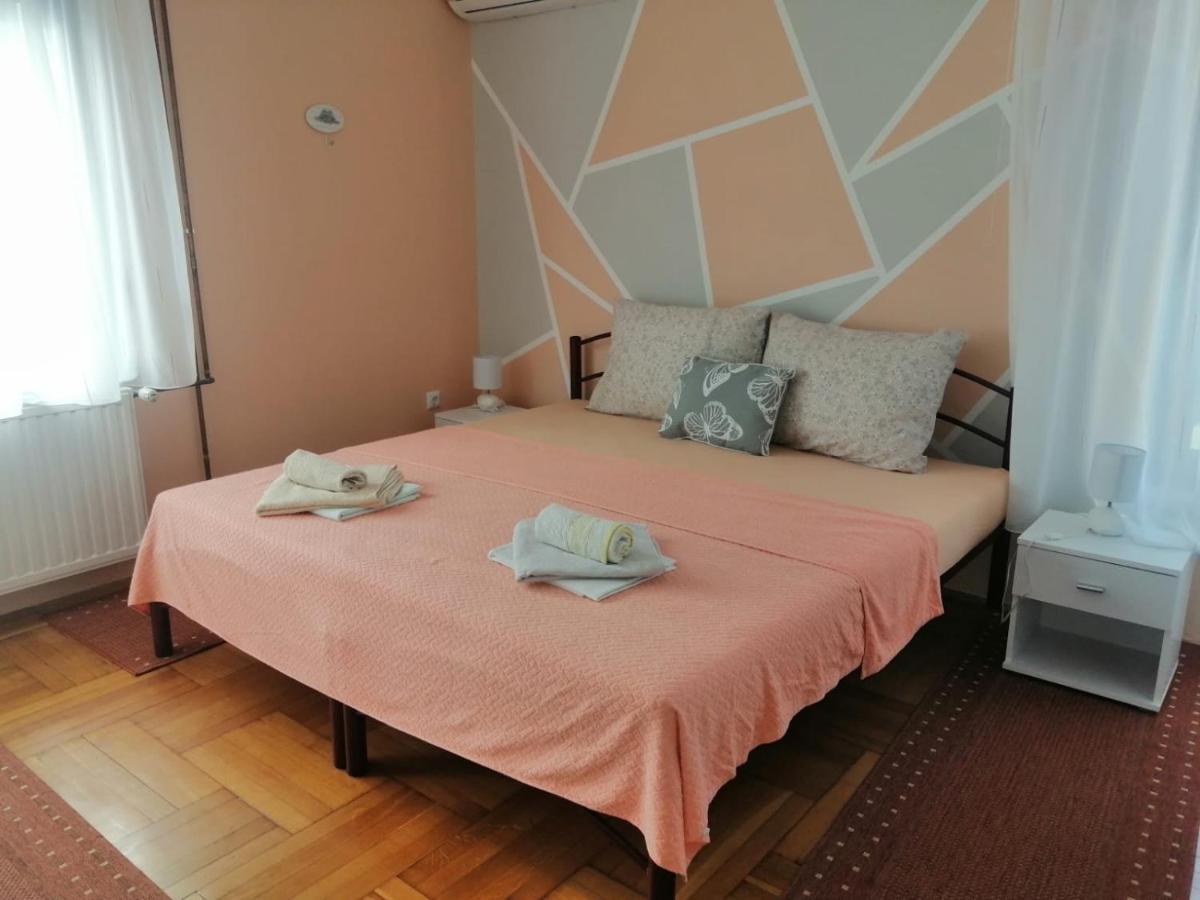 Apartments & Rooms 4 Rijeke カルロヴァッツ エクステリア 写真