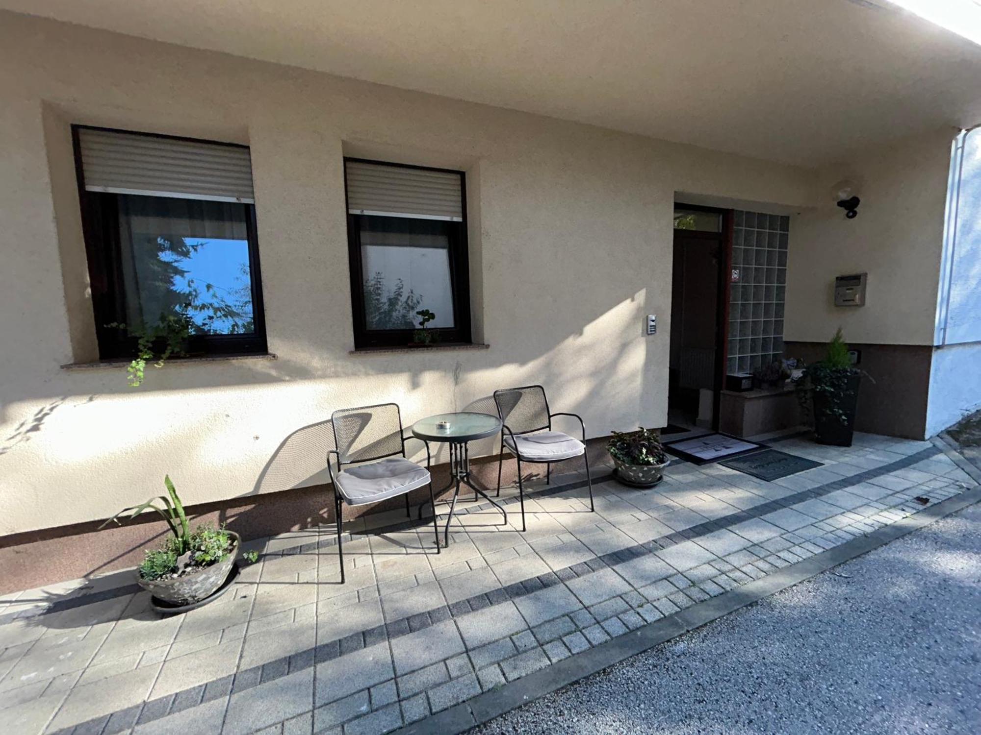 Apartments & Rooms 4 Rijeke カルロヴァッツ エクステリア 写真