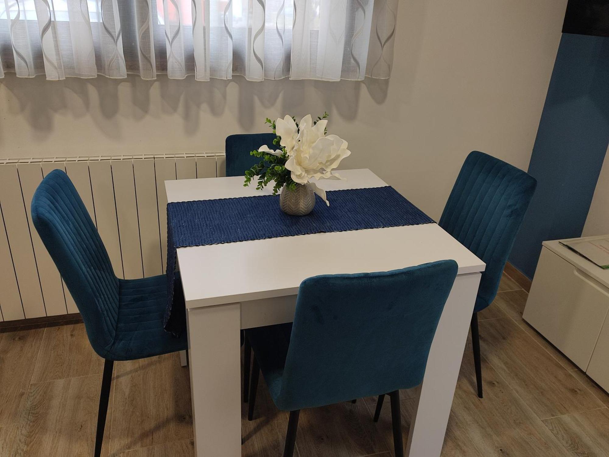 Apartments & Rooms 4 Rijeke カルロヴァッツ エクステリア 写真