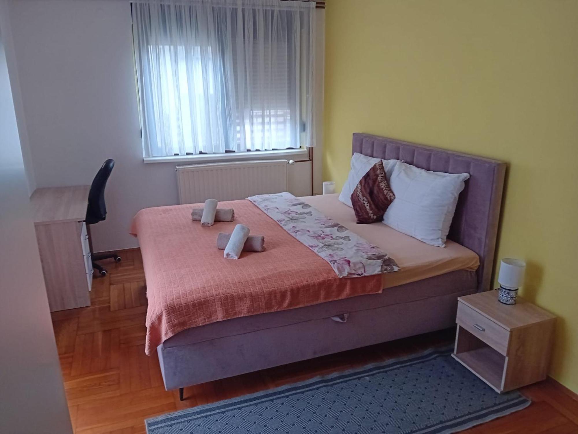 Apartments & Rooms 4 Rijeke カルロヴァッツ エクステリア 写真